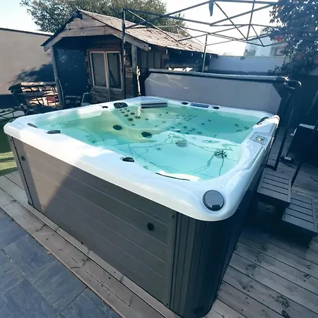 Holiday home Le Grand Nid Douillet - Jacuzzi Exterieur - Maison *